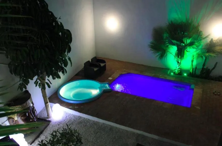 Casa Patio Las Palmeras Cordoba Con Piscina Apartamento
